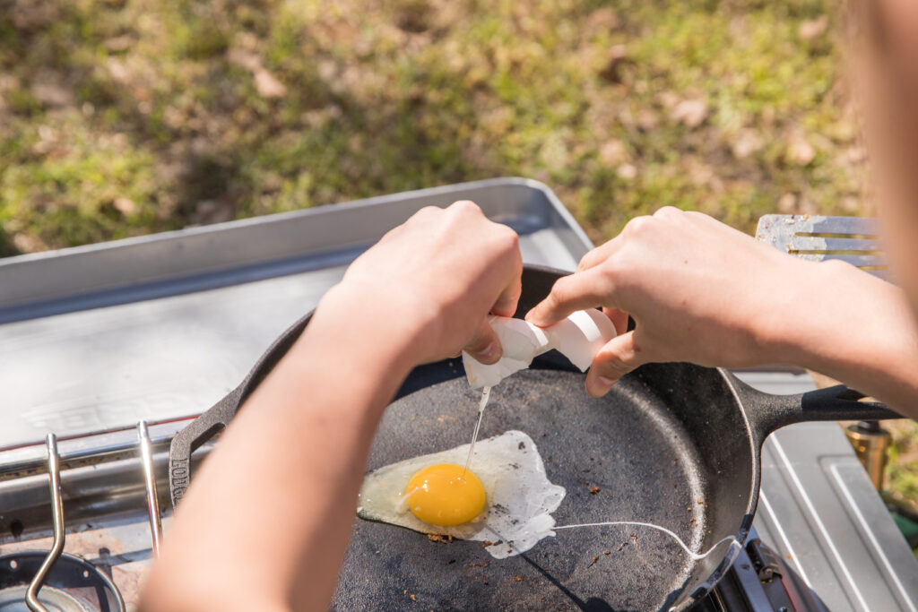 Cooking eggs on a propane stove